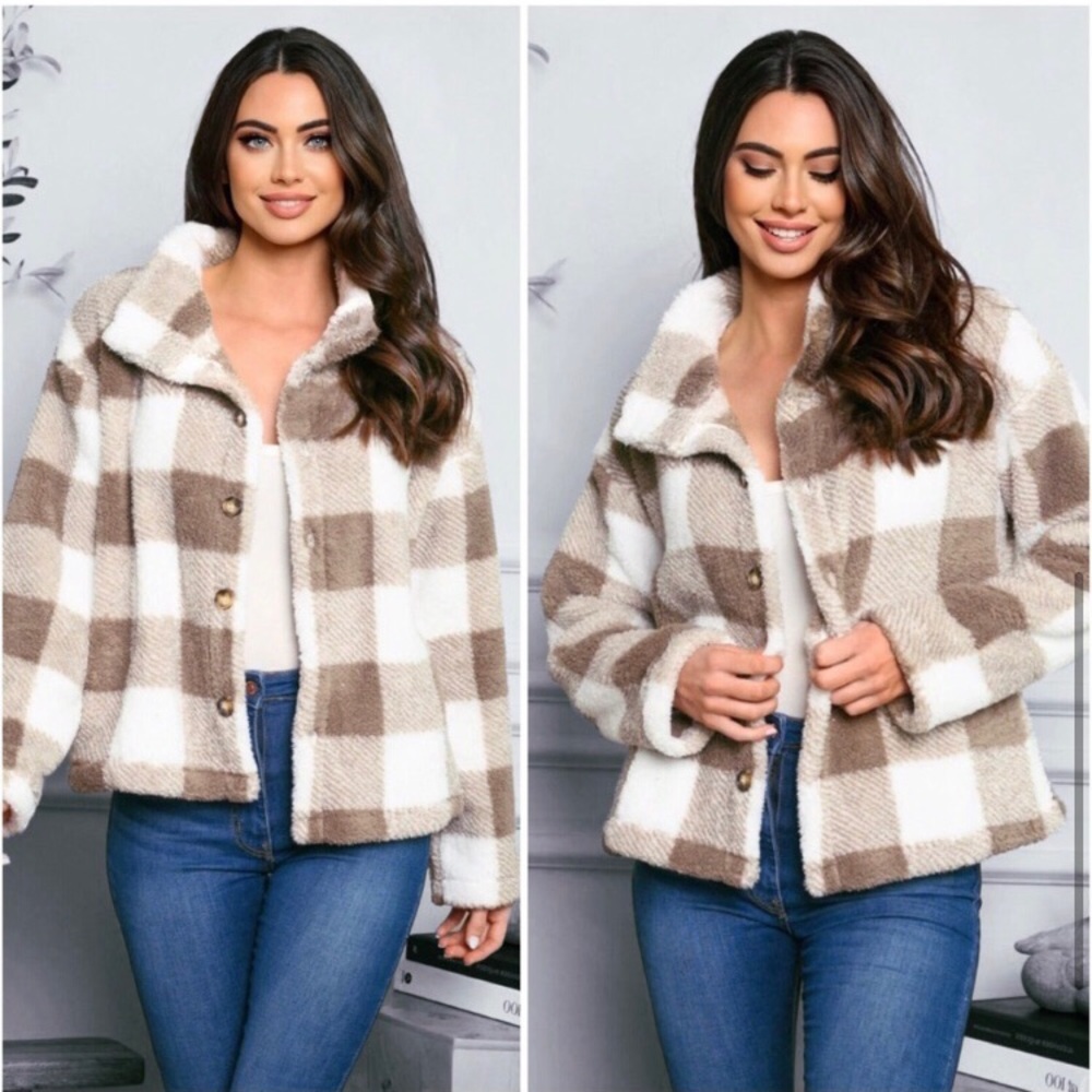 LAST ONE: Plaid Sherpa beige white women’s cute fall warm soft button coat - Picture 4 of 4